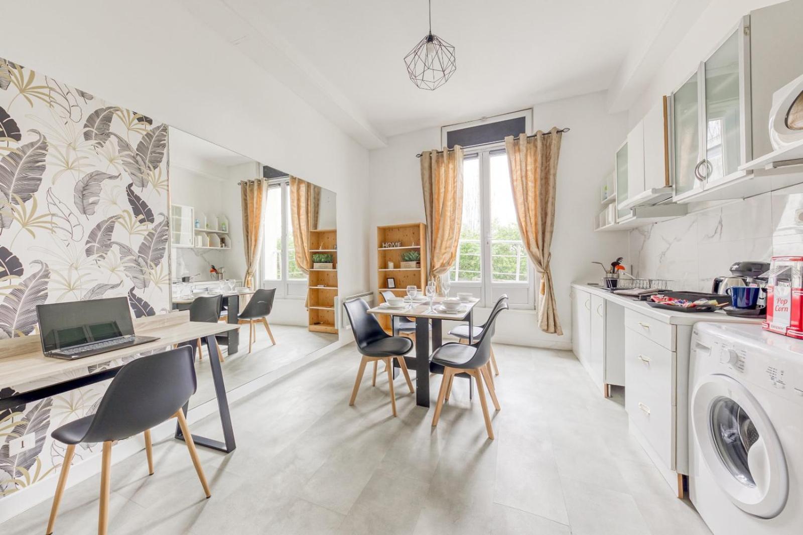 Le Cocon - Confort - Cinema - Espace De Travail - Netflix & Chill - Proche Paris - Offre Speciale Кашан Экстерьер фото